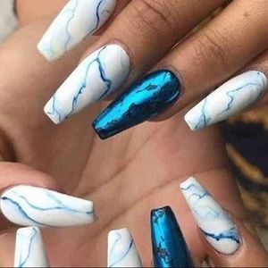 Meet your Posher, Tamya